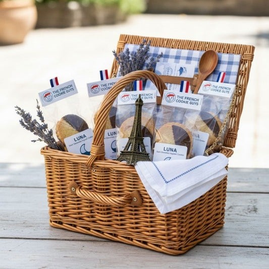 Luna – Dark chocolate dipped cookie